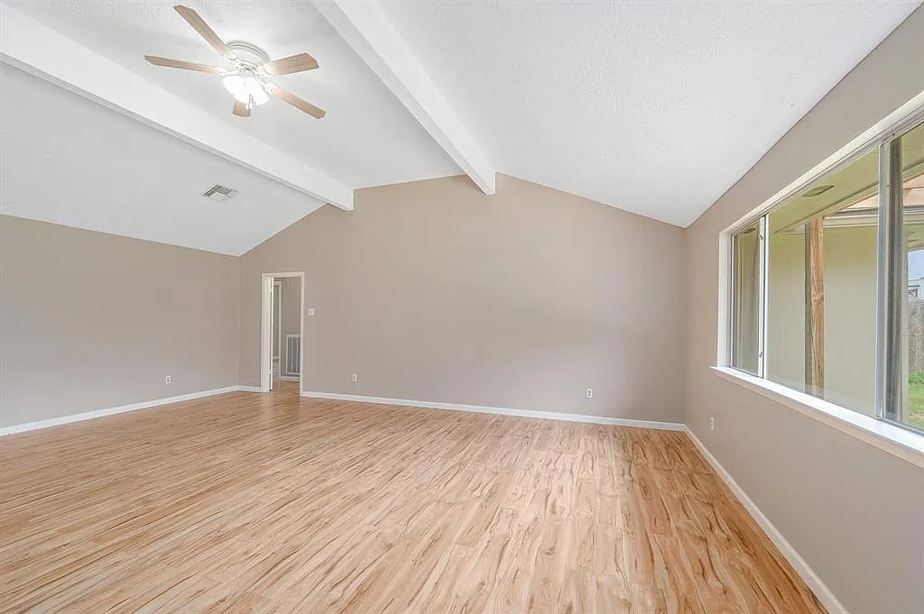 Westhaven Drive 19511 - . — Photo 2