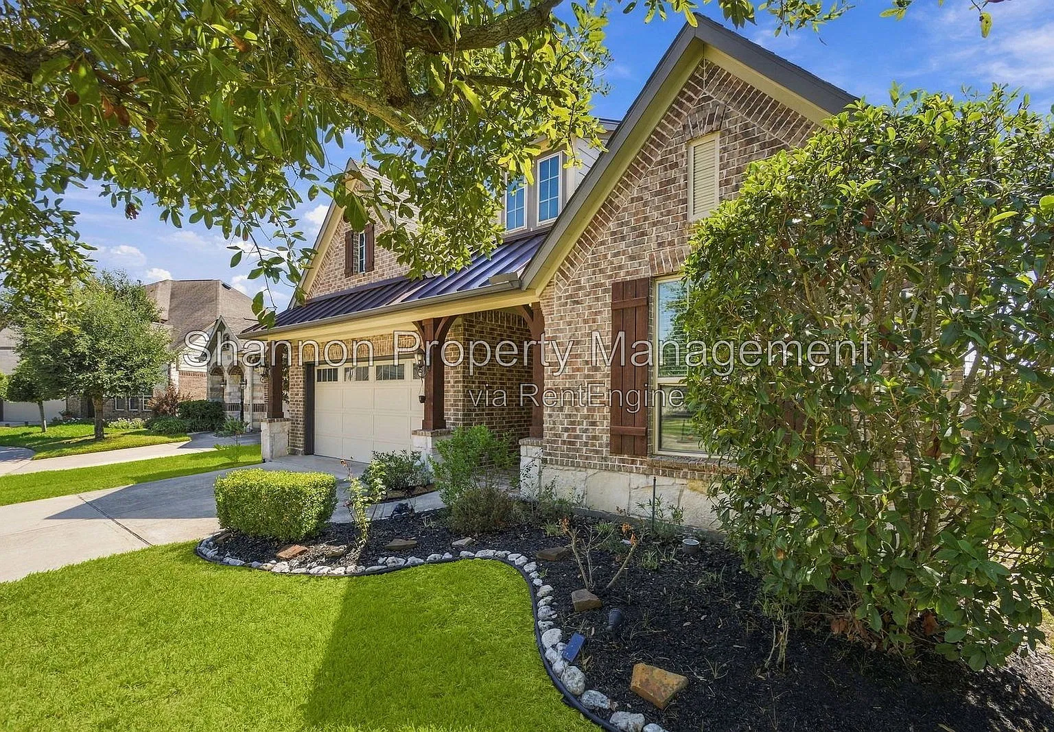 3 bed, 2.0 bath, 2140 sqft, $2,600 — Photo 4