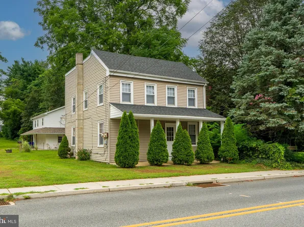 139 W Frederick St, Millersville, PA 17551