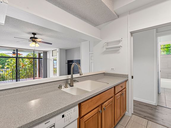 4th image of 1030 Aoloa Pl #209B