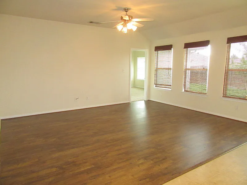3 bed, 1538 sqft, $2,175 — Photo 3