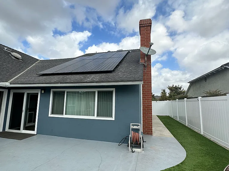20428 Roslin Ave — Photo 33
