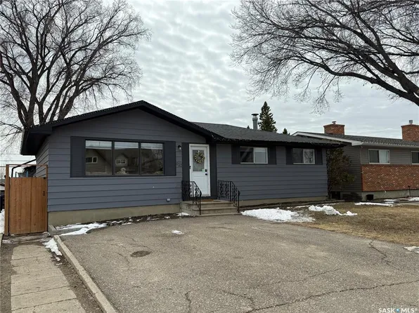 623 4th AVENUE W, Kindersley, SK S0L 1S0