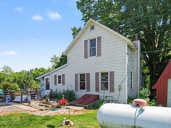4th image of 829 E Wagner Rd