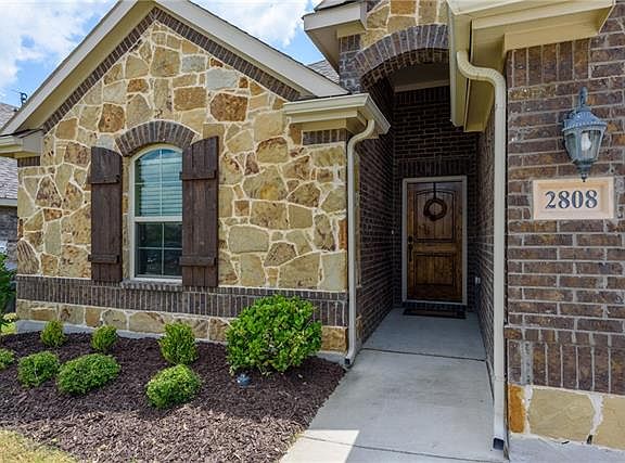 2nd image of 2808 Enchanted Eve Dr