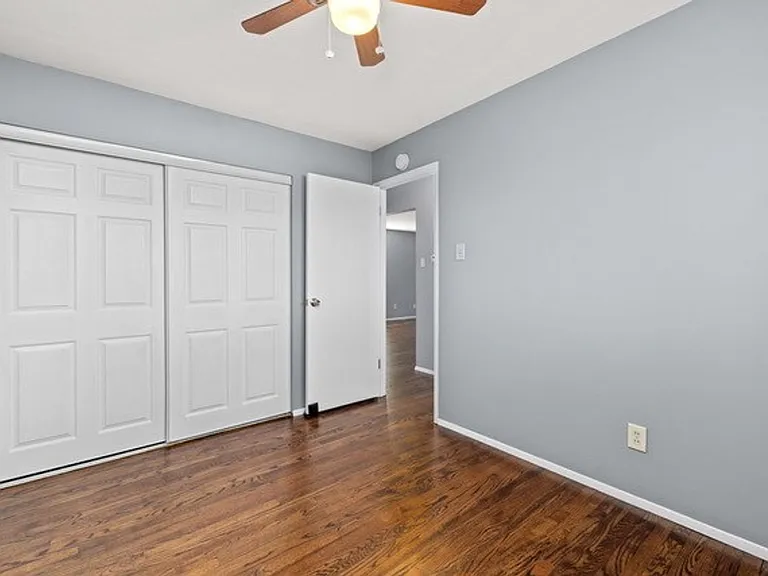 9310 Shirley Gardens Dr — Photo 19