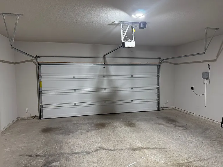 7608 Rothbury Dr — Photo 27