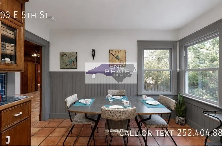 2503 E 5th St — Photo 17