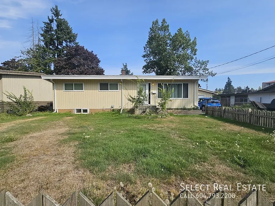 2508 Hill Tout St photo 1
