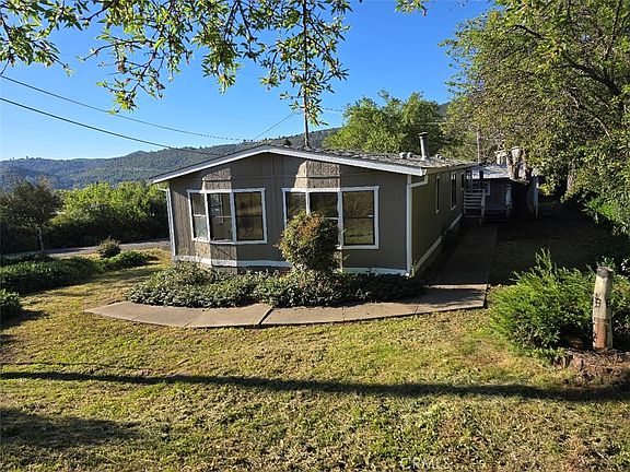 4th image of 4105 Aztec Rd