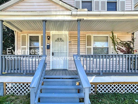 2nd image of 8002 Bellevue Ave