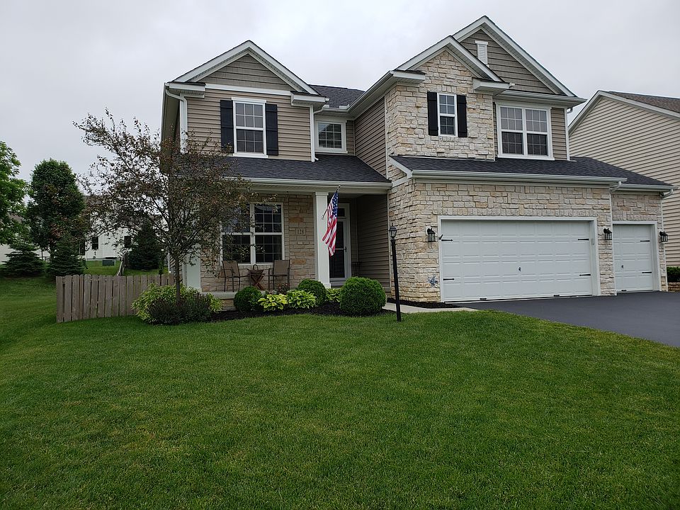 2nd image of 128 Roundwood Ct