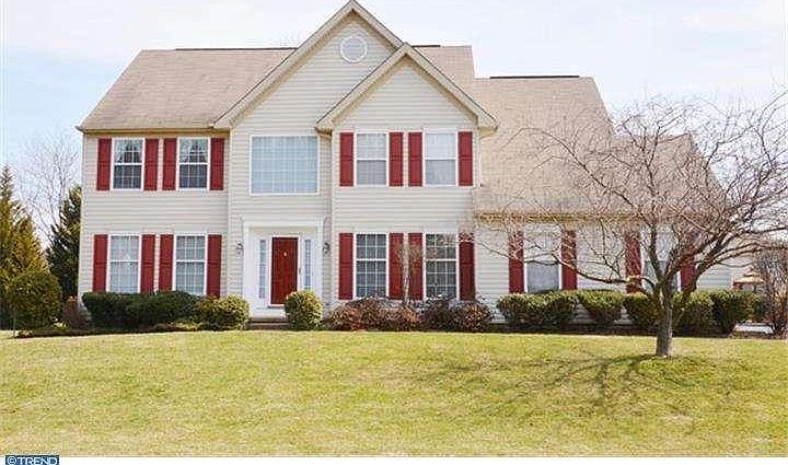 1st image of 115 Clear Creek Dr