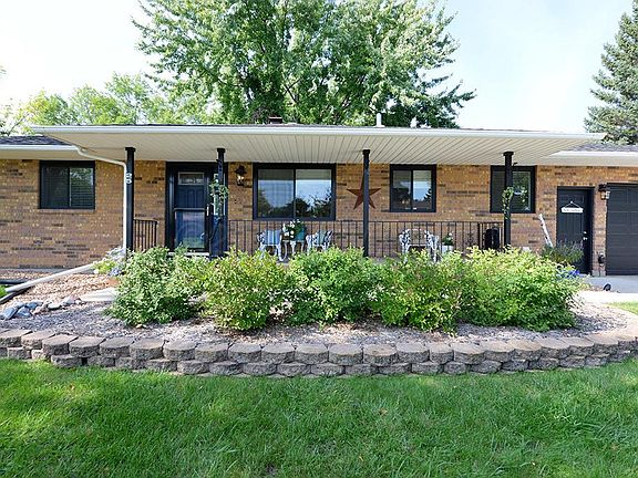 4th image of 25 36th Avenue Cir S