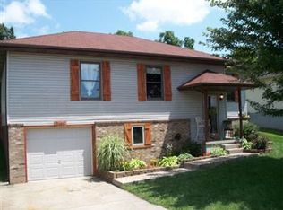 2006 S 14th St, Ozark, MO 65721