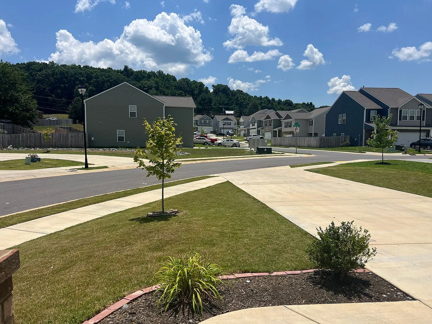 Stunning Home located in central Johnson City! — Photo 4