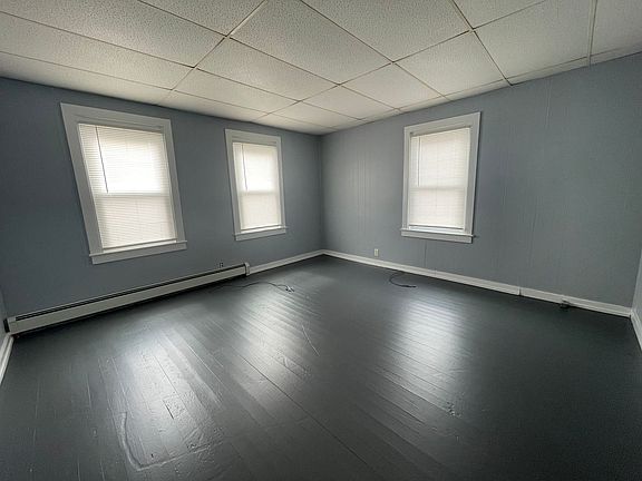 3rd image of 55-57 South St #55