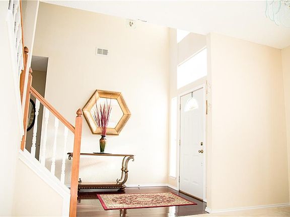 5th image of 5320 Valleydale Dr