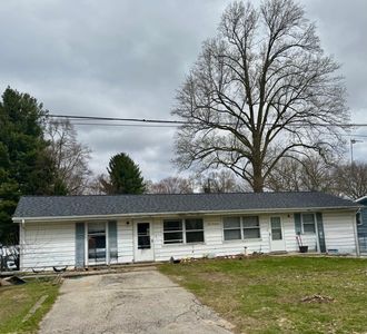 417 E Parsons Ave, Watervliet, MI, 49098