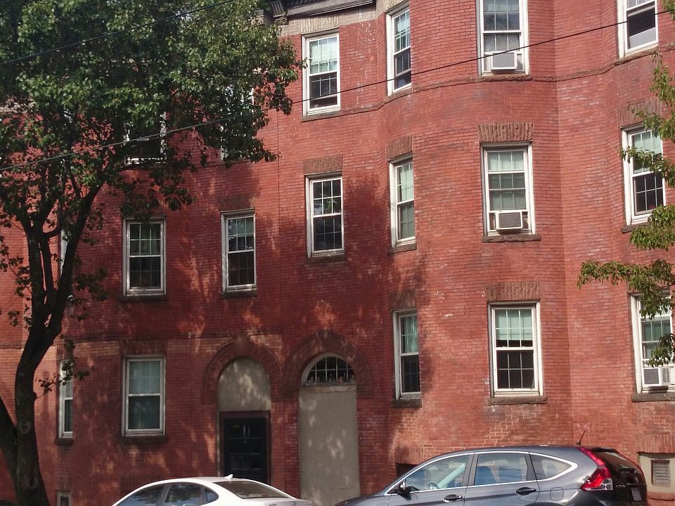 2nd image of 70 S Huntington Ave APT 3