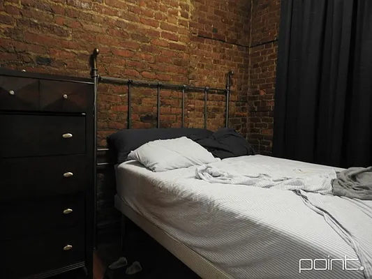 Rented by Point NYC | media 28