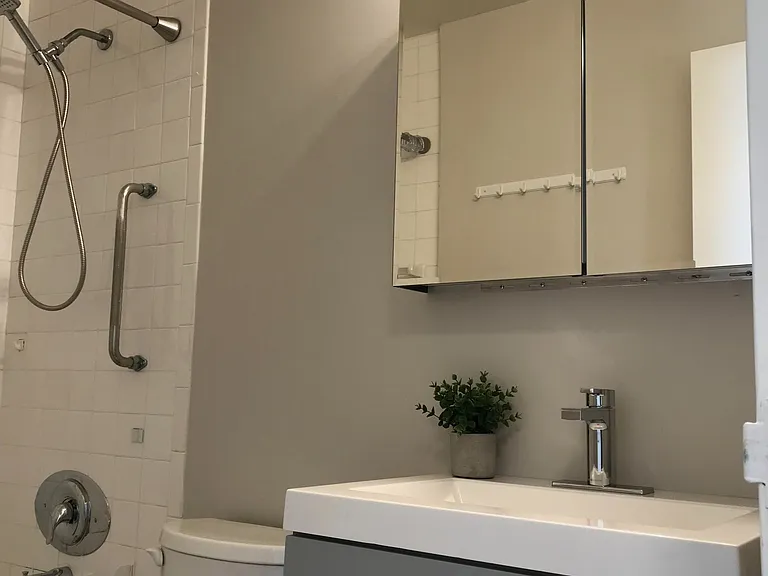 1100 Caven St #Penthouse 10 — Photo 13