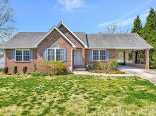 210 Auburn Hills Dr, Woodbury, TN 37190