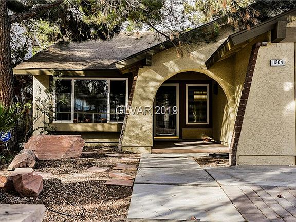 5th image of 1204 Shifting Sands Dr