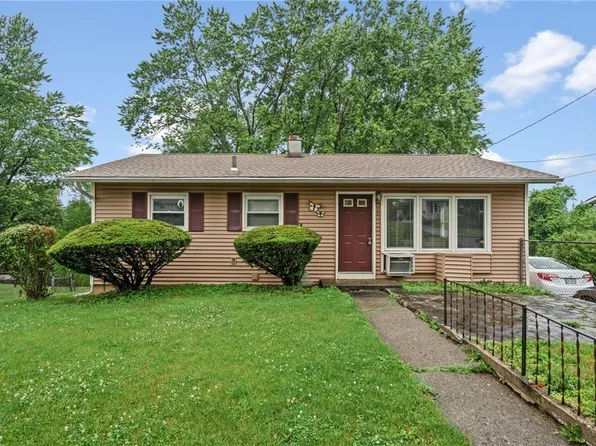 19 Fleetwood Drive, Newburgh, NY 12550