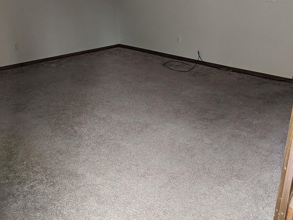 2nd image of 2618 Martin Ln