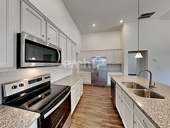 3rd image of 1339 Ashlyn Ct