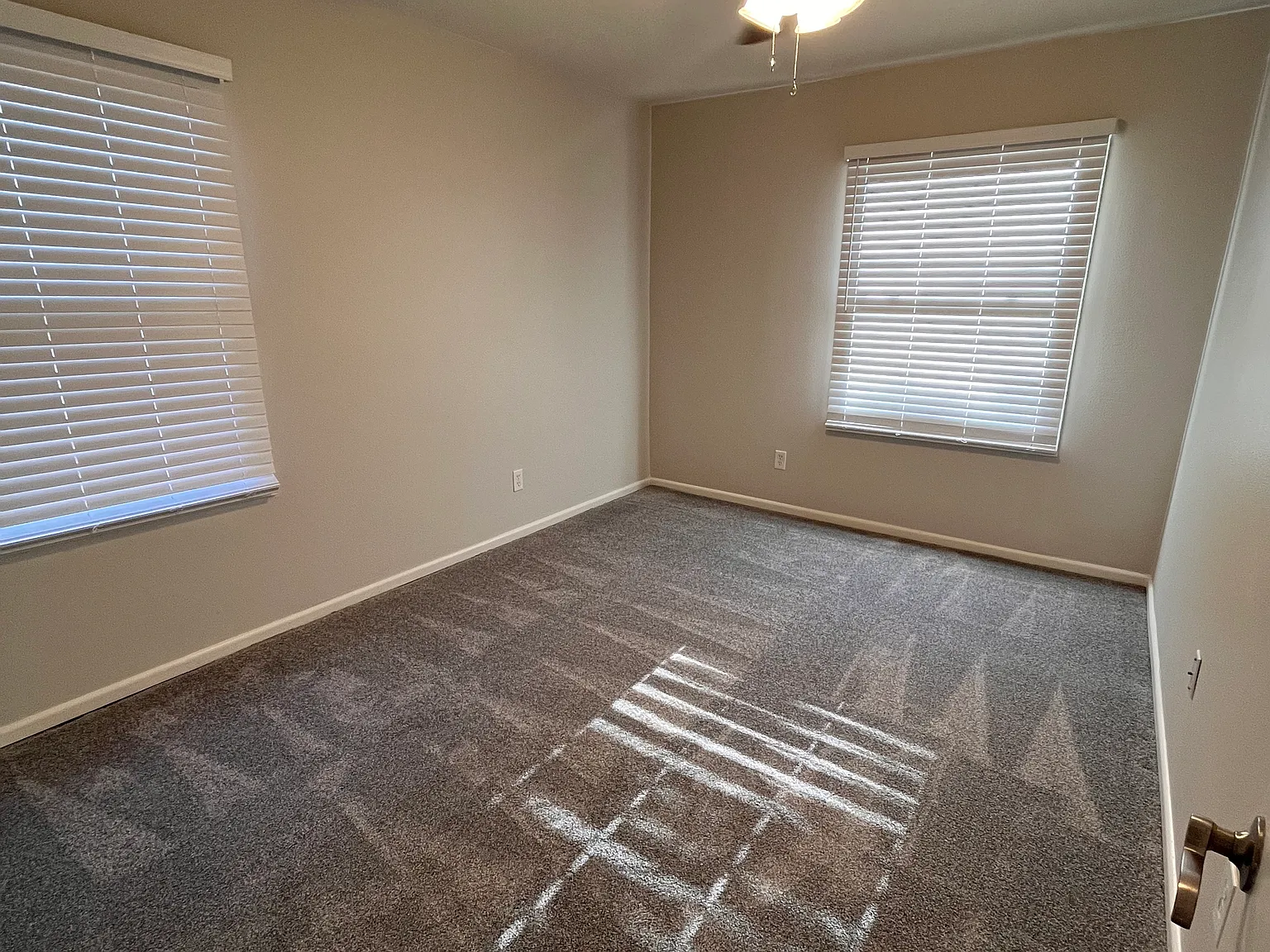 3 bed, 1444 sqft, $1,450 — Photo 4