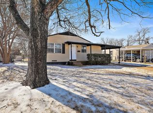 2810 Andrea Ln, Dallas, TX 75228