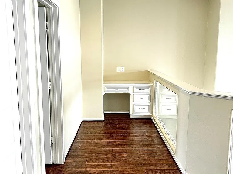 807 Kipp Ave #A — Photo 10