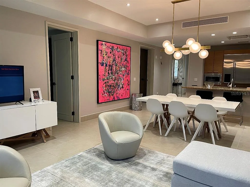 2 bed, 3.0 bath, 1658 sqft, $13,000 — Photo 3