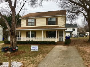 13B Retriever Ln, Greenville, SC 29607