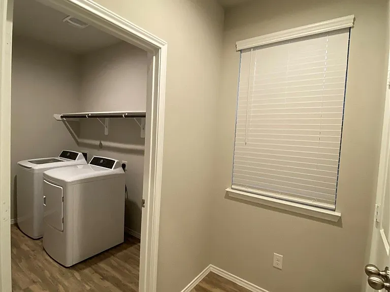 6130 Purple Iris St — Photo 20
