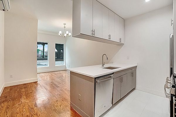 1st image of 149 W 9th St #1A
