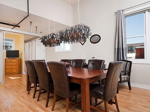 4th image of 2441 Broadway Unit 304