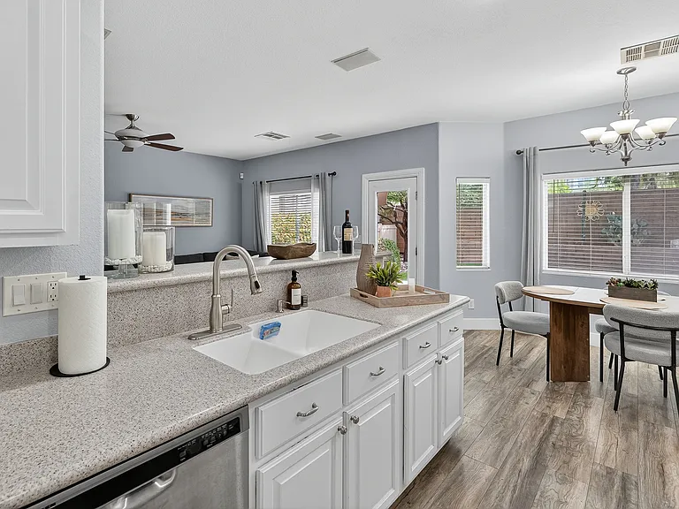 9157 Sunken Meadow Ave — Photo 24