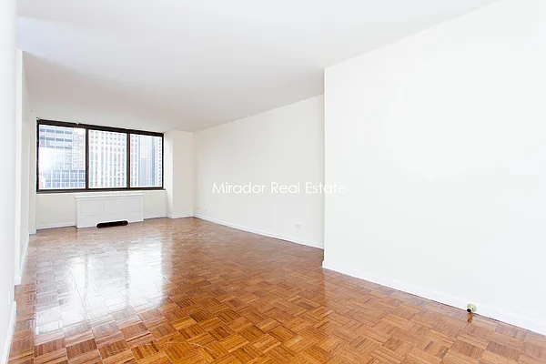 Rented by Mirador Real Estate | media 23