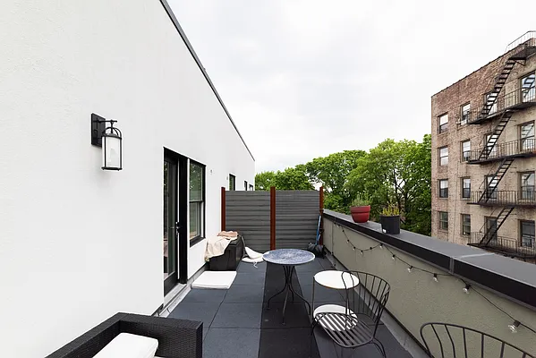 Rented by Maplewood Management | media 24