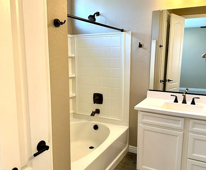2930 E Sunland Ave — Photo 22