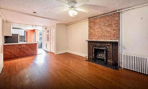 343 1/2 8th St Photo 1