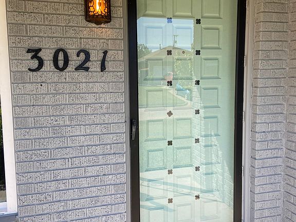 2nd image of 3021 NW 67th St