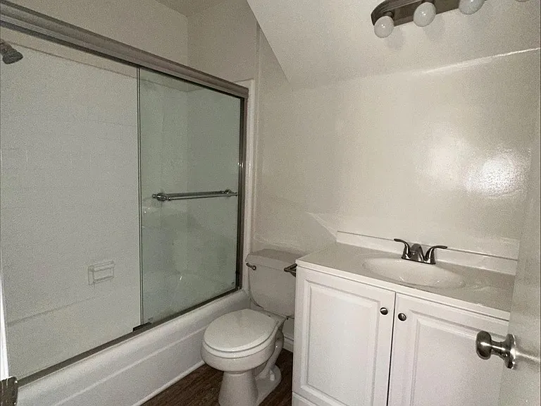 1953 Overland Ave #3 — Photo 20