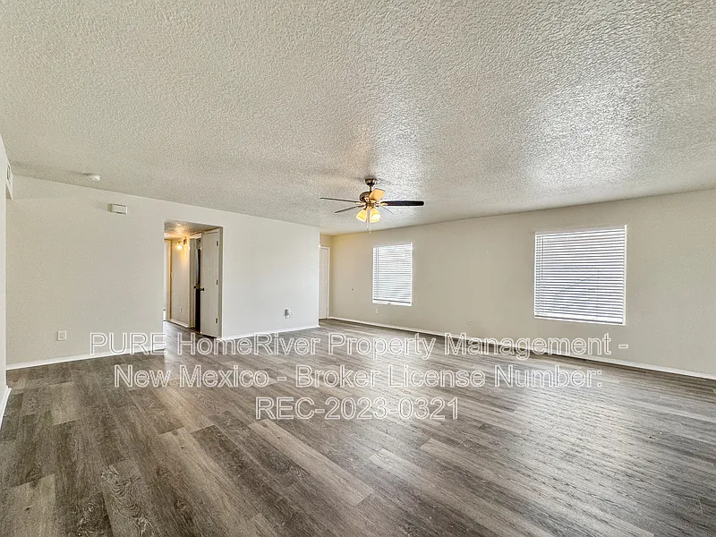 4 bed, 2.0 bath, 1691 sqft, $2,195 — Photo 3