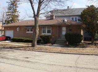 327 Judge Ave, Waukegan, IL 60085