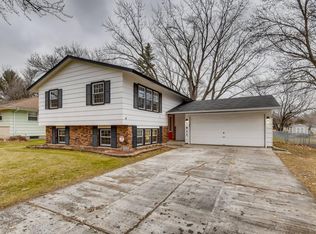 7817 Long Lake Rd, Mounds View, MN 55112