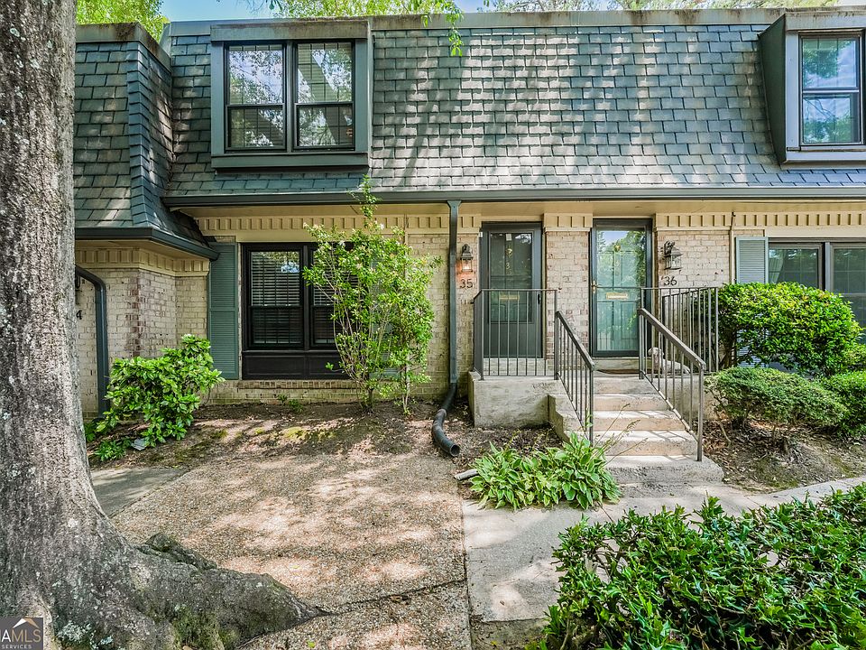1st image of 35 La Rue Pl NW